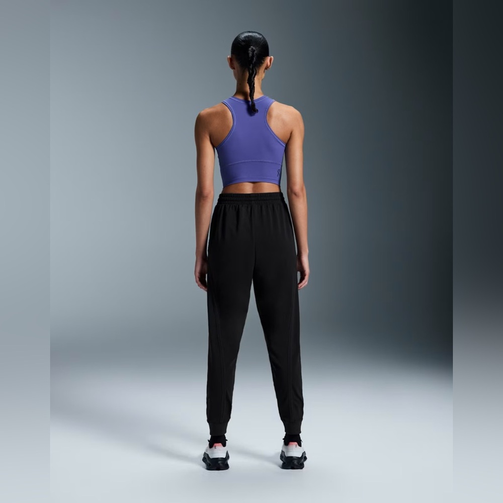 ON | Studio Jogger - Picture 2 of 7